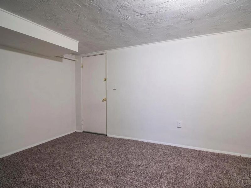 1735 Sutton Avenue, Cincinnati, OH 45230 Photo 45