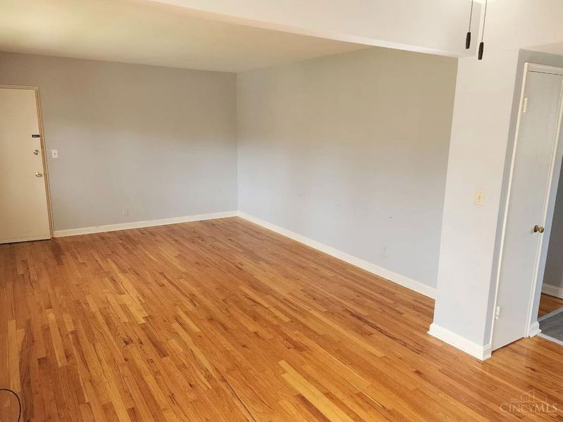 6026 Colter Avenue, Cincinnati, OH 45230 Photo 3