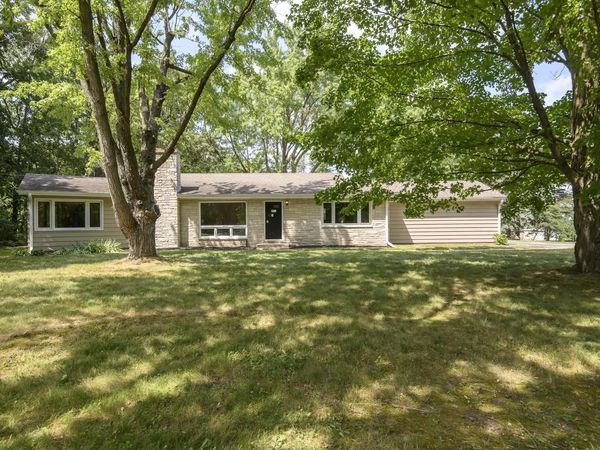 S38W31714 Wern WAY, Waukesha, WI 53189