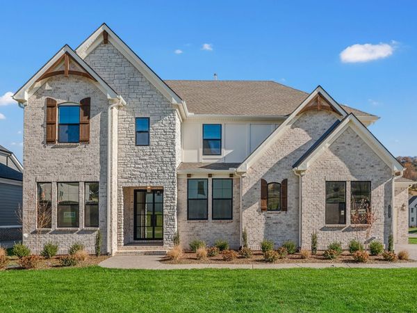 7290 Woodruff Dr, Fairview, TN 37062