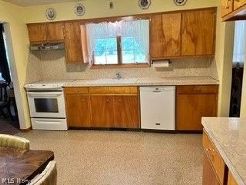 5809 Bosford Street SW, Navarre, OH 44662 Photo 4