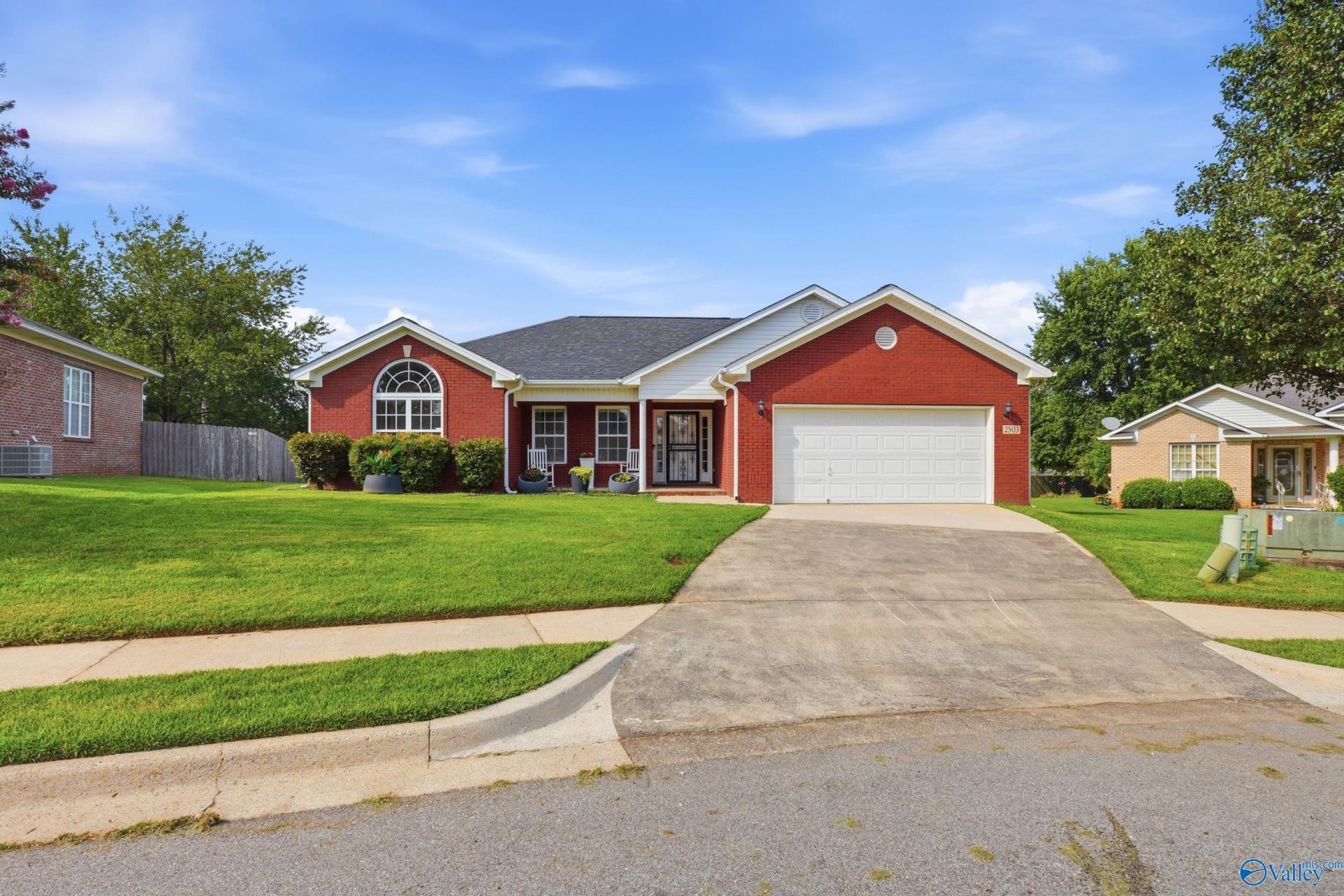 2503 Amberwood Circle, Huntsville, AL 35810 Main Photo