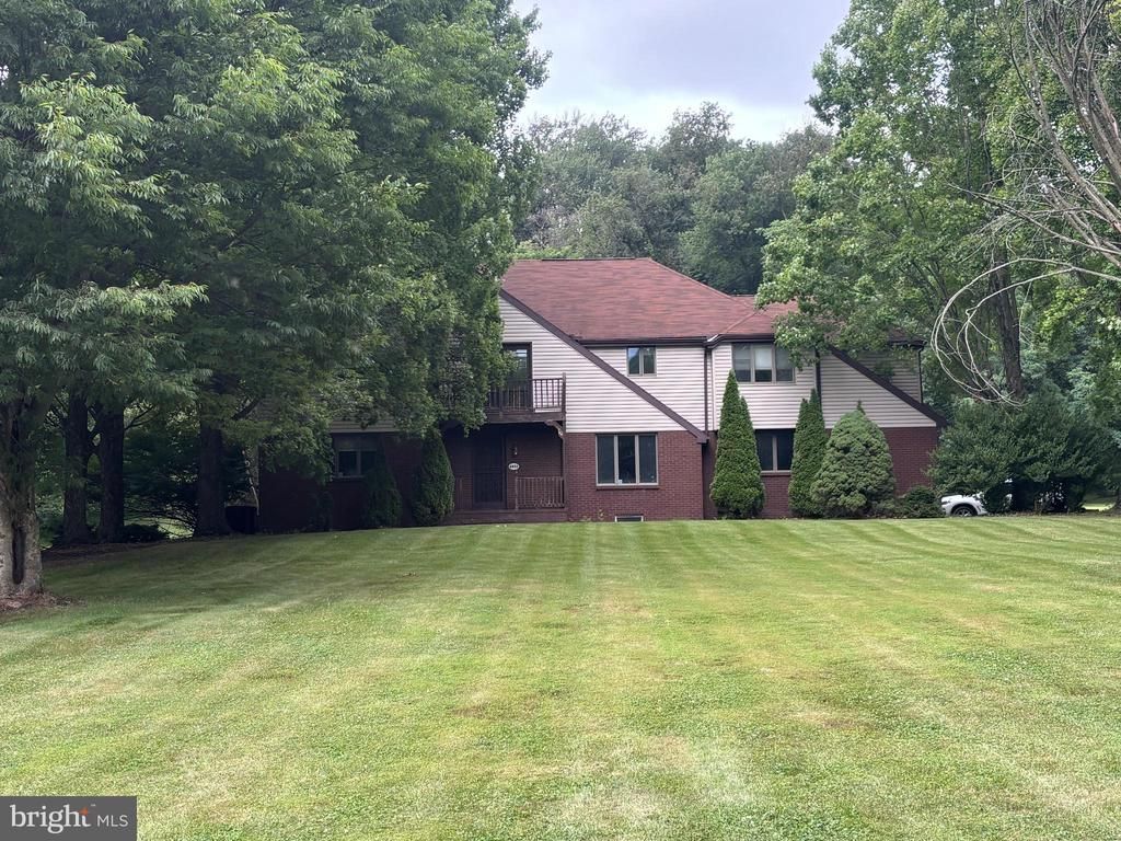 6651 DARK HOLLOW ROAD, WRIGHTSVILLE, PA 17368