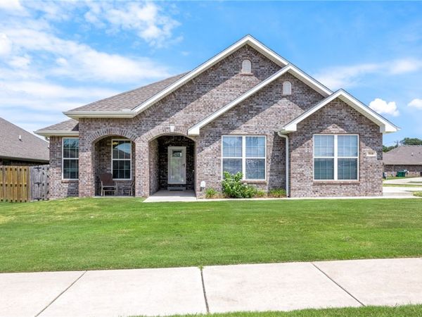 510 Arkansas Black , Centerton, AR 72712