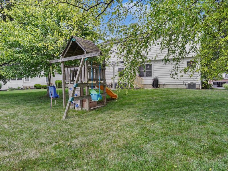 6470 Hermitage Drive, Westerville, OH 43082 Photo 36