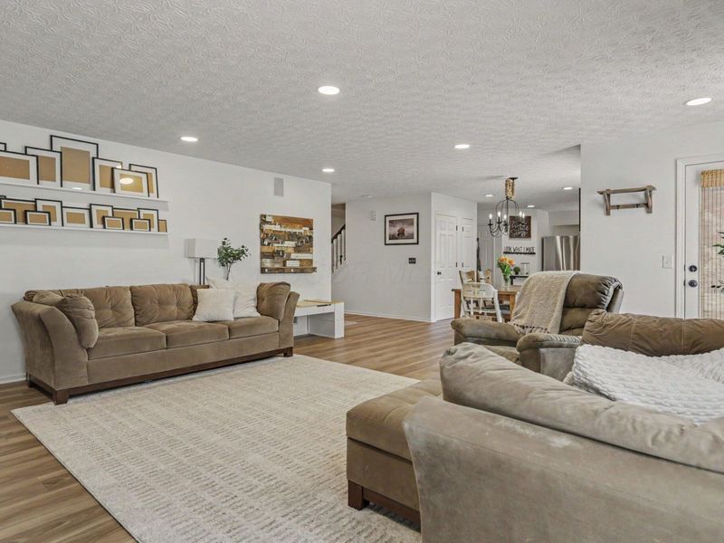 6470 Hermitage Drive, Westerville, OH 43082 Photo 8