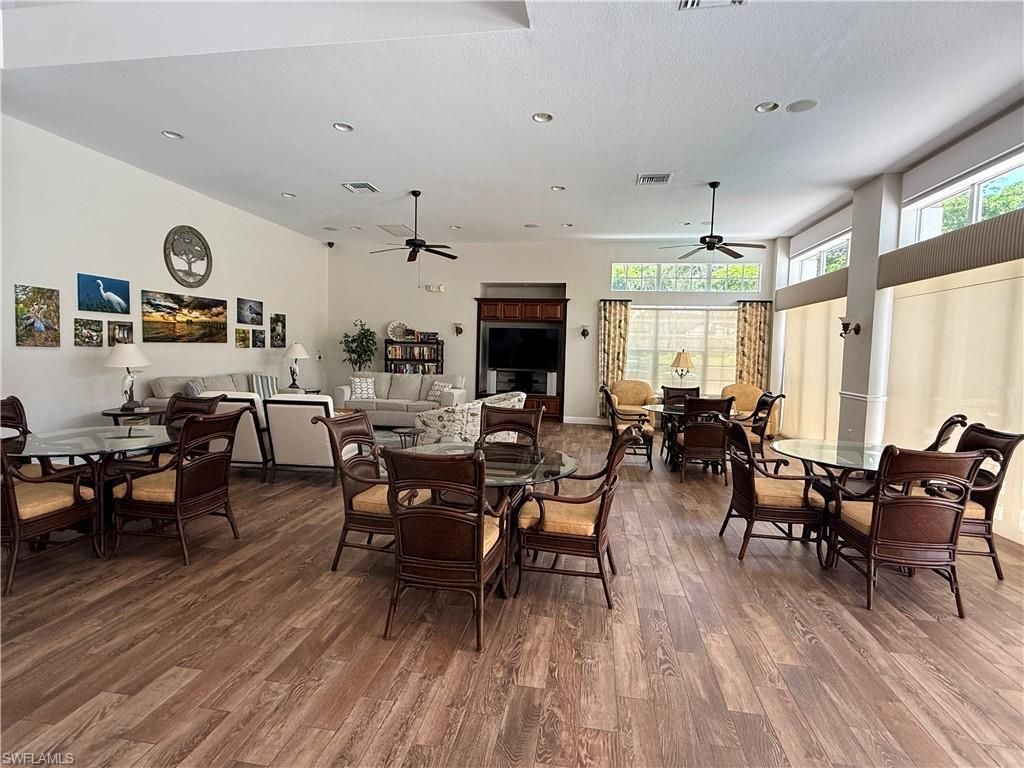 7801 Hawthorne Dr, Unit 2701, Naples, FL 34113 Photo