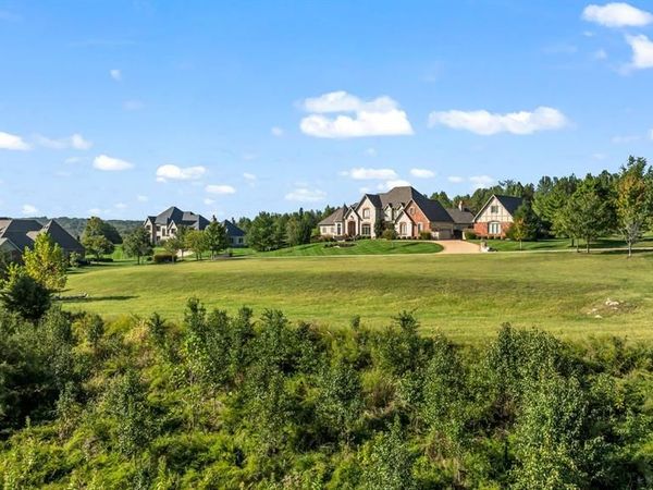 310 Wardenburg Farms Drive , Wildwood, MO 63005