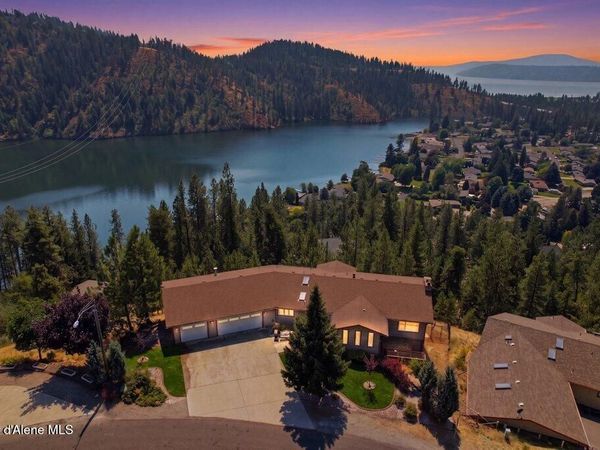 3110 E Fernan Hill RD, Coeur d'Alene, ID 83814