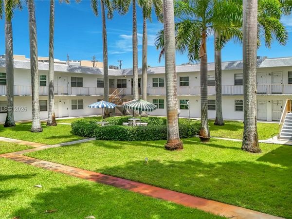 6211 SW 37th St , Unit 108, Davie, FL 33314