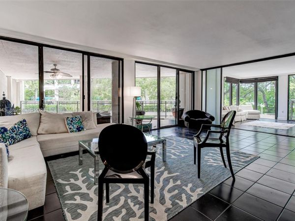 2901 S Bayshore Dr , Unit 2G, Miami, FL 33133