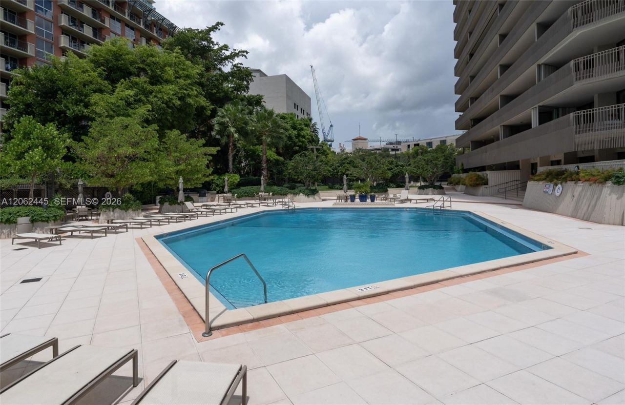 2901 S Bayshore Dr, Unit 2G, Miami, FL 33133 Photo