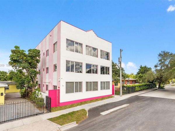 315 NW 32 ST, Unit 303, Miami, FL 33127