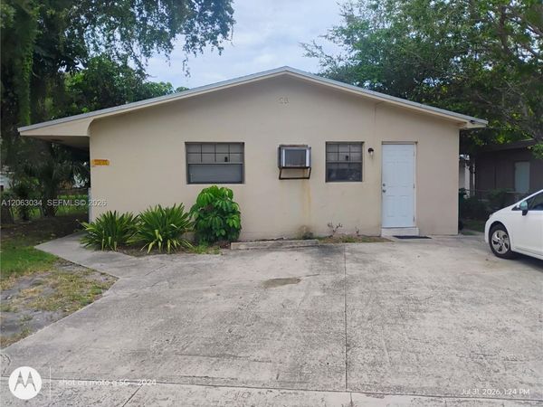 26 SW 6th Ave , Unit 1-2, Dania Beach, FL 33004