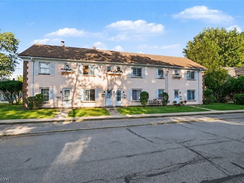 4387 Center Street, Willoughby, OH 44094 Photo 1