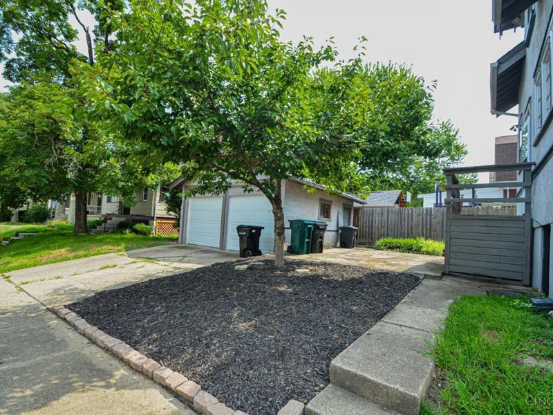 644 Clemmer Avenue, Cincinnati, OH 45219 Photo 10