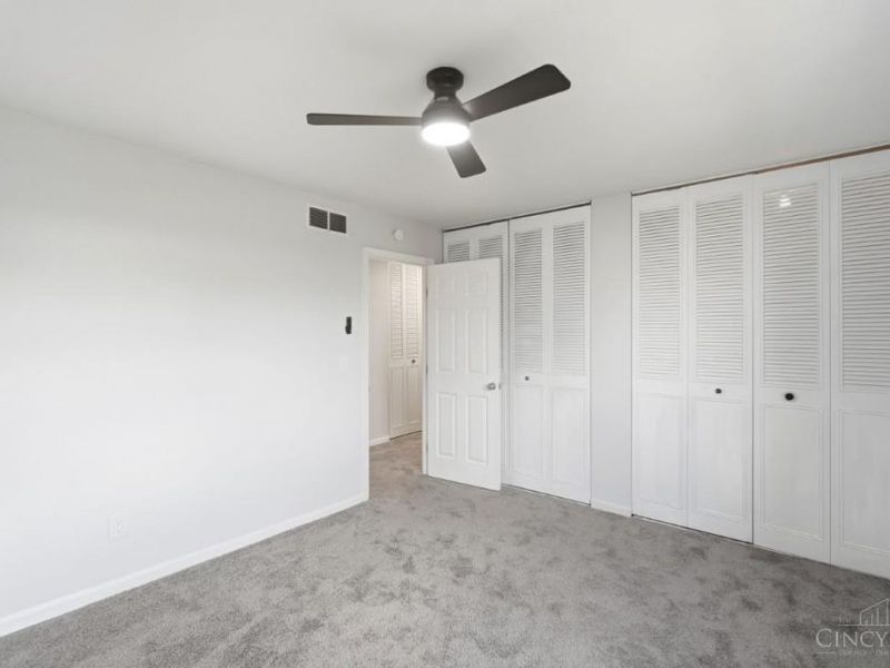 3452 Amberway Court, Cincinnati, OH 45251 Photo 24