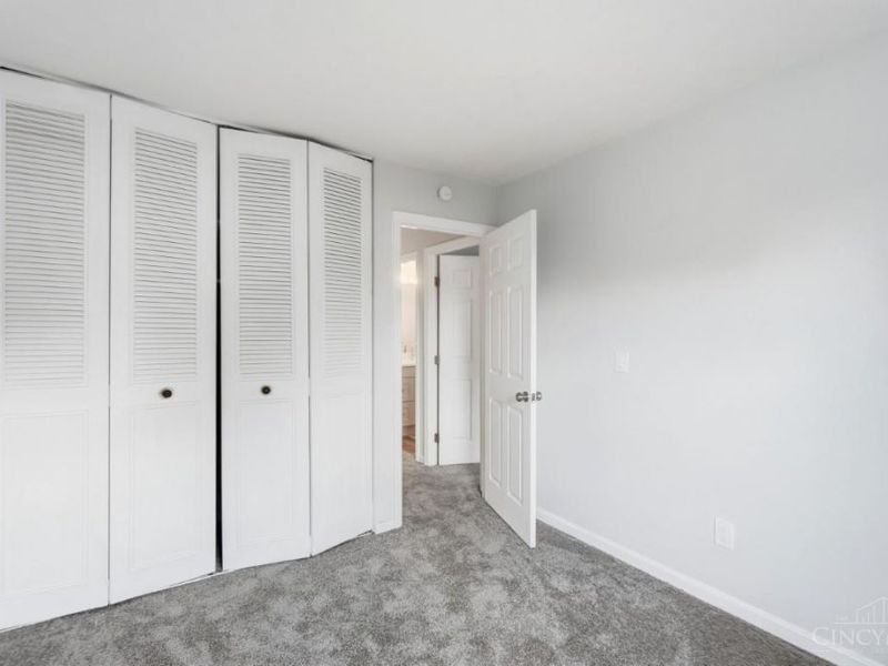 3452 Amberway Court, Cincinnati, OH 45251 Photo 34