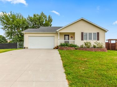 421 S DYE Street, CARSON, IA 51525