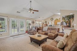 321 Corinne Ln.  photo 4