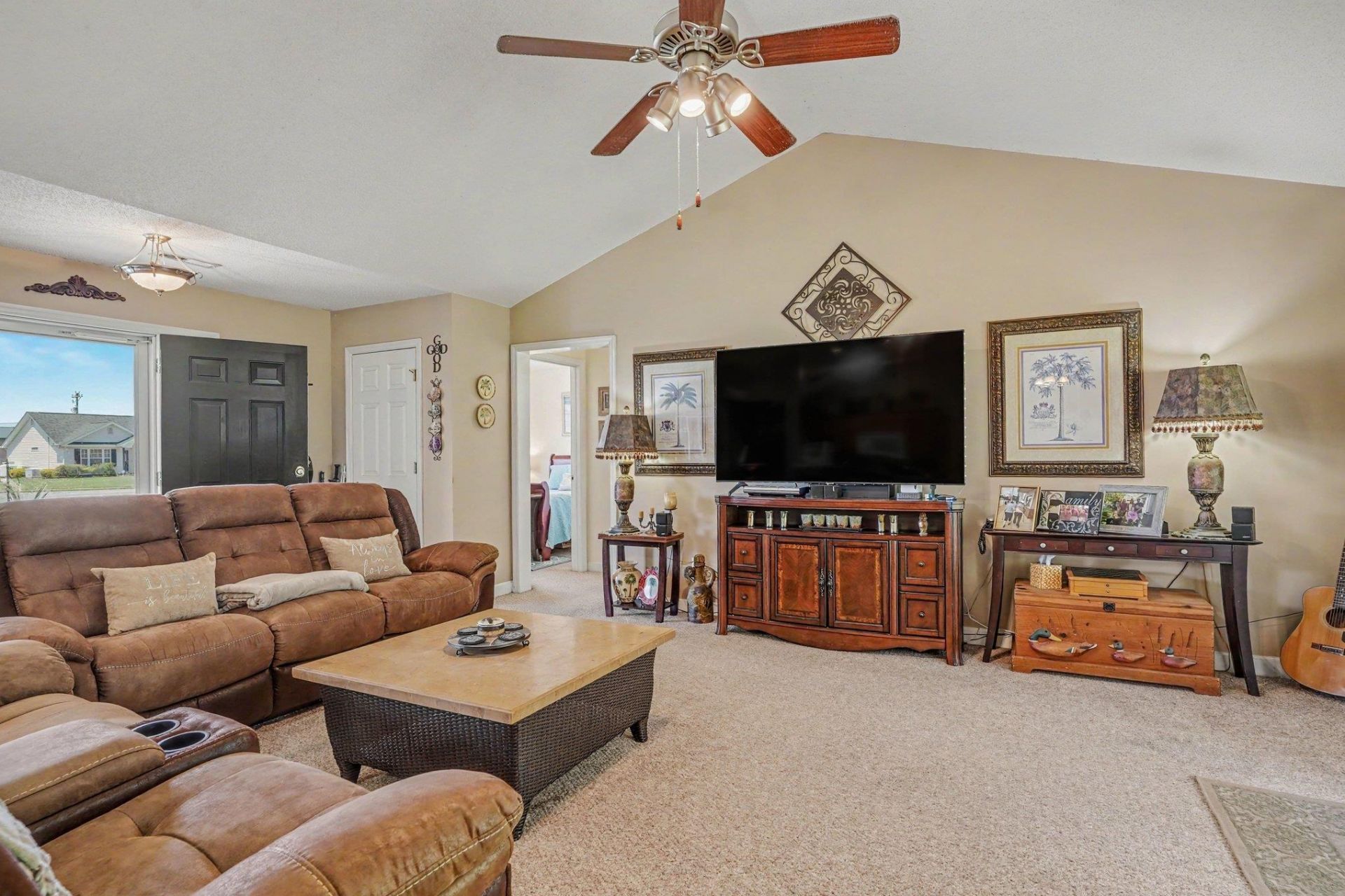 321 Corinne Ln.  Photo 5