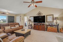 321 Corinne Ln.  photo 4