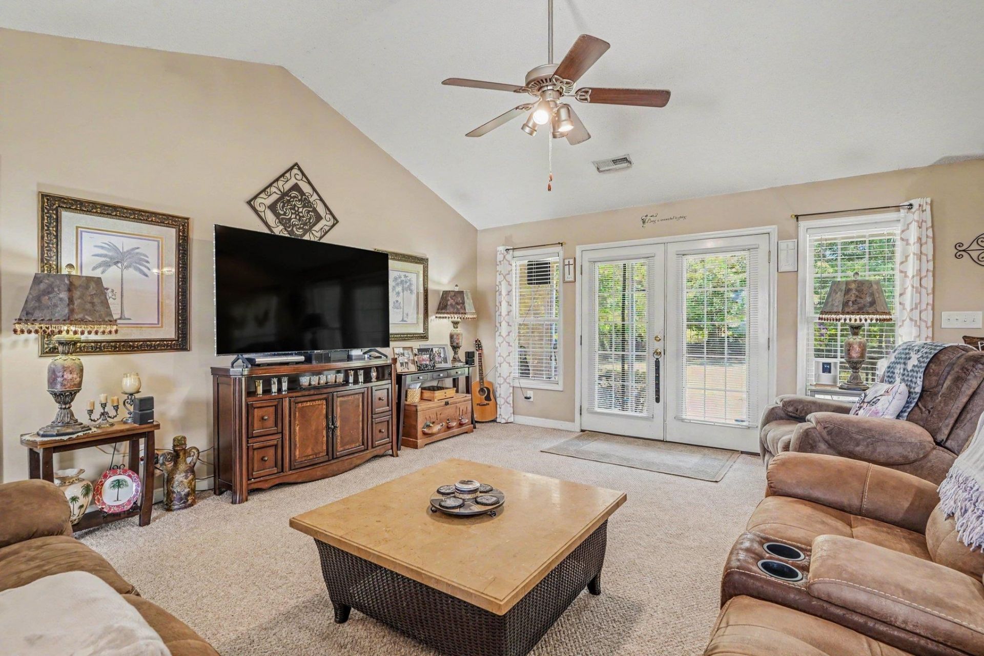 321 Corinne Ln.  Photo 6