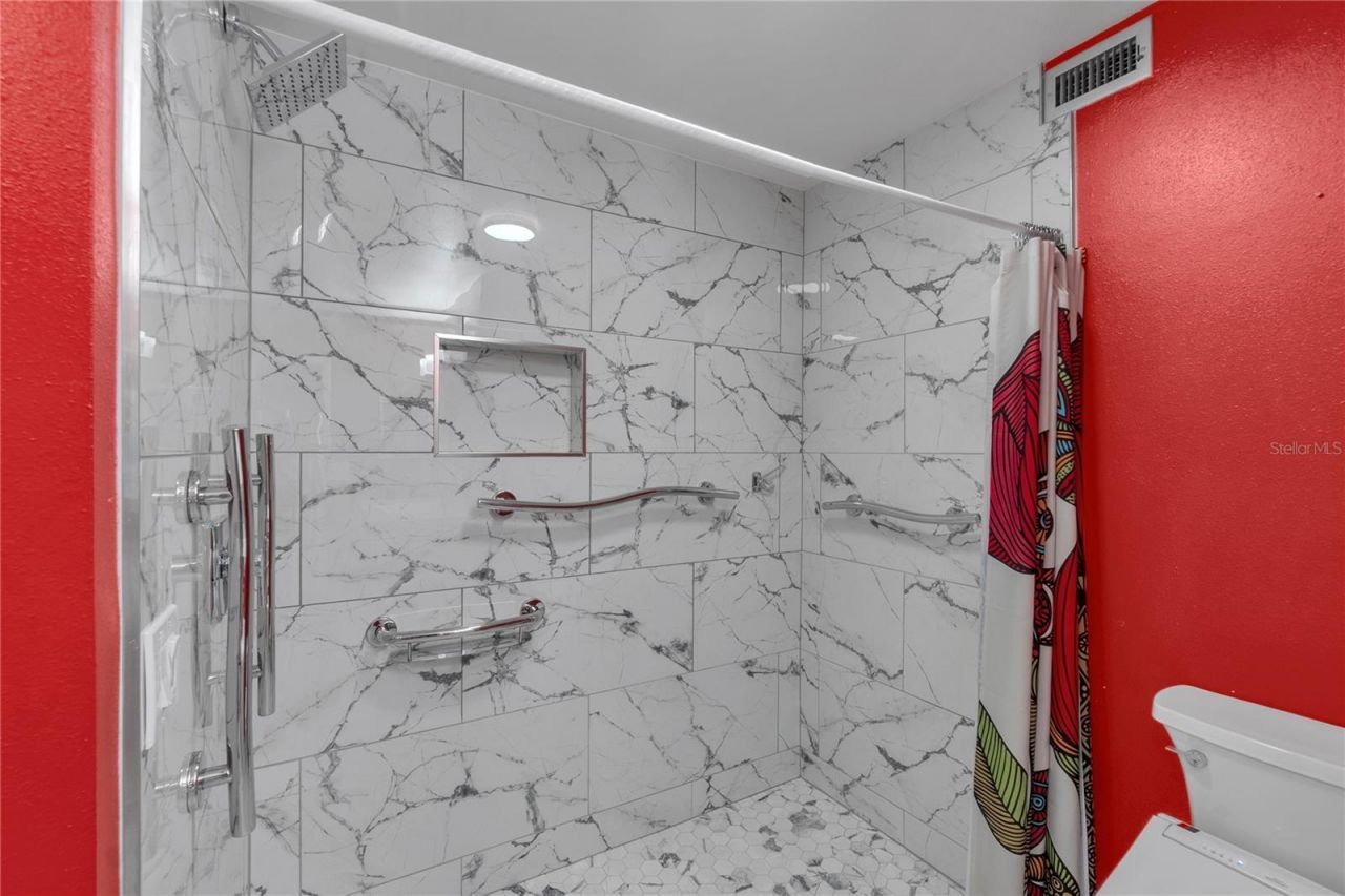 511 Lakeside Drive, Unit 511, Bradenton, FL 34210 Photo