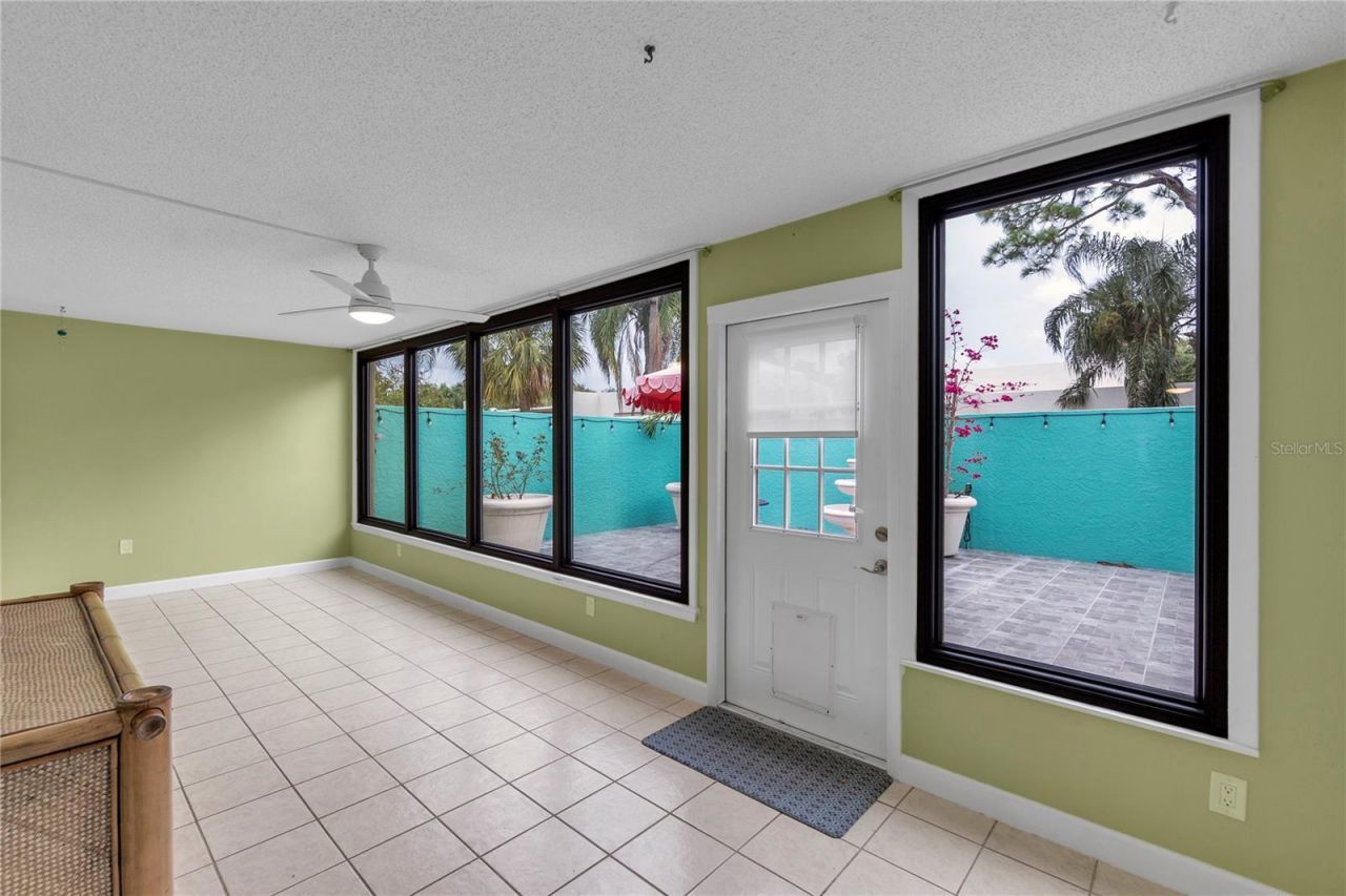 511 Lakeside Drive, Unit 511, Bradenton, FL 34210 Photo