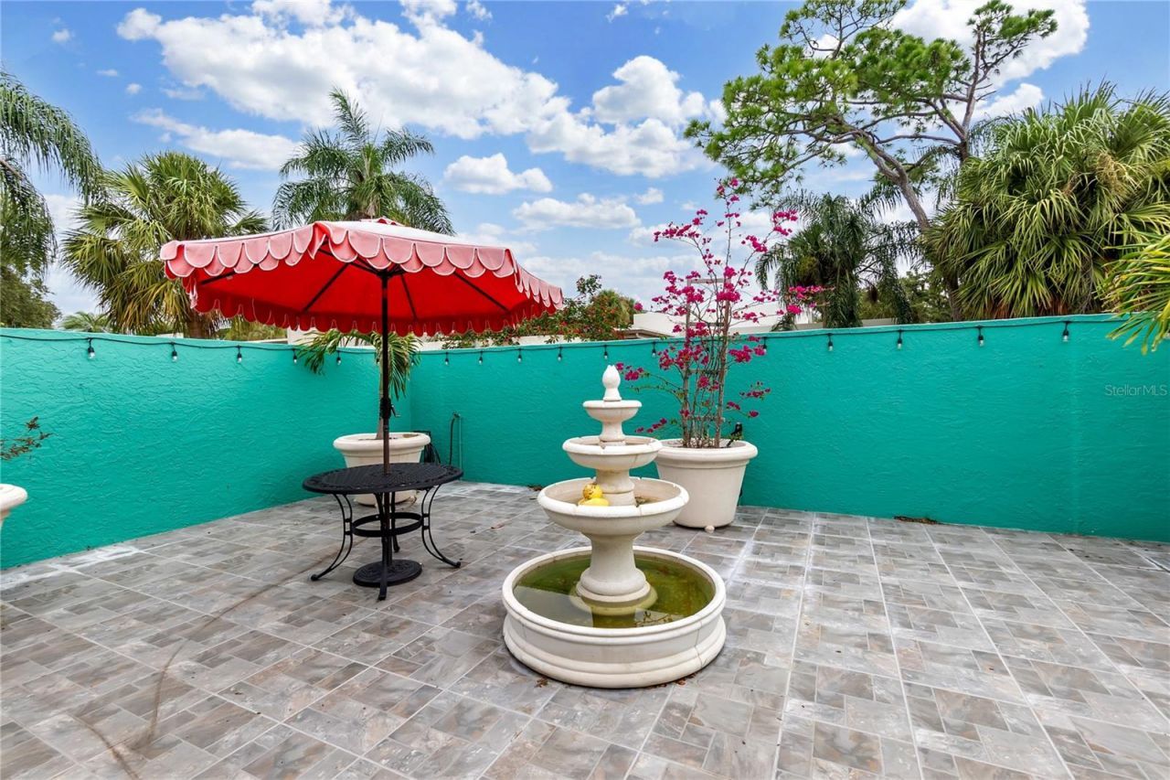 511 Lakeside Drive, Unit 511, Bradenton, FL 34210 Photo