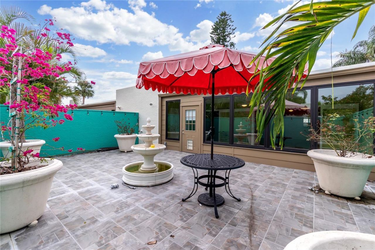 511 Lakeside Drive, Unit 511, Bradenton, FL 34210 Photo