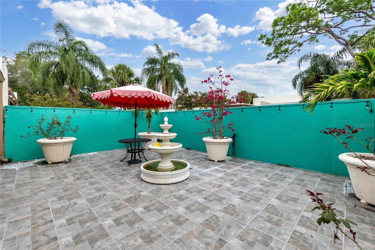 511 Lakeside Drive, Unit 511, Bradenton, FL 34210 Photo