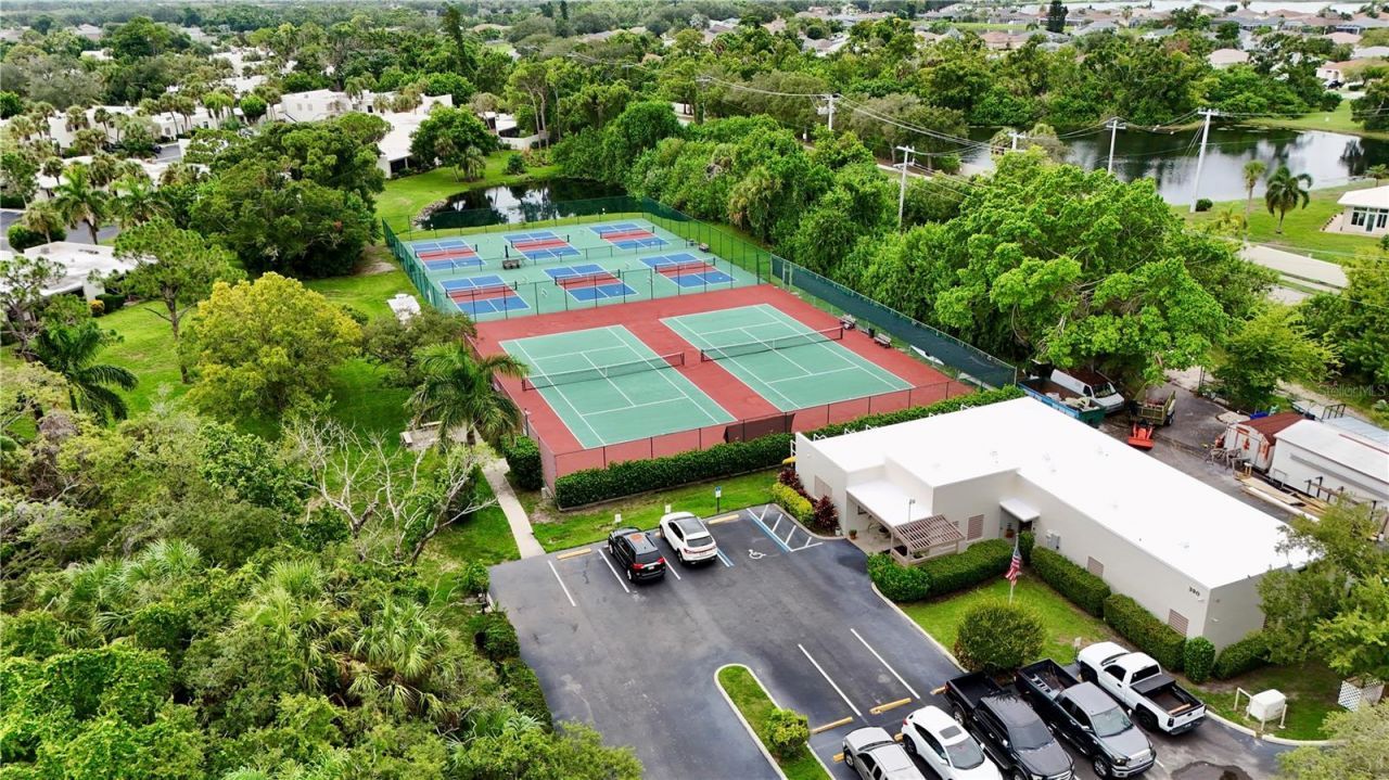 511 Lakeside Drive, Unit 511, Bradenton, FL 34210 Photo