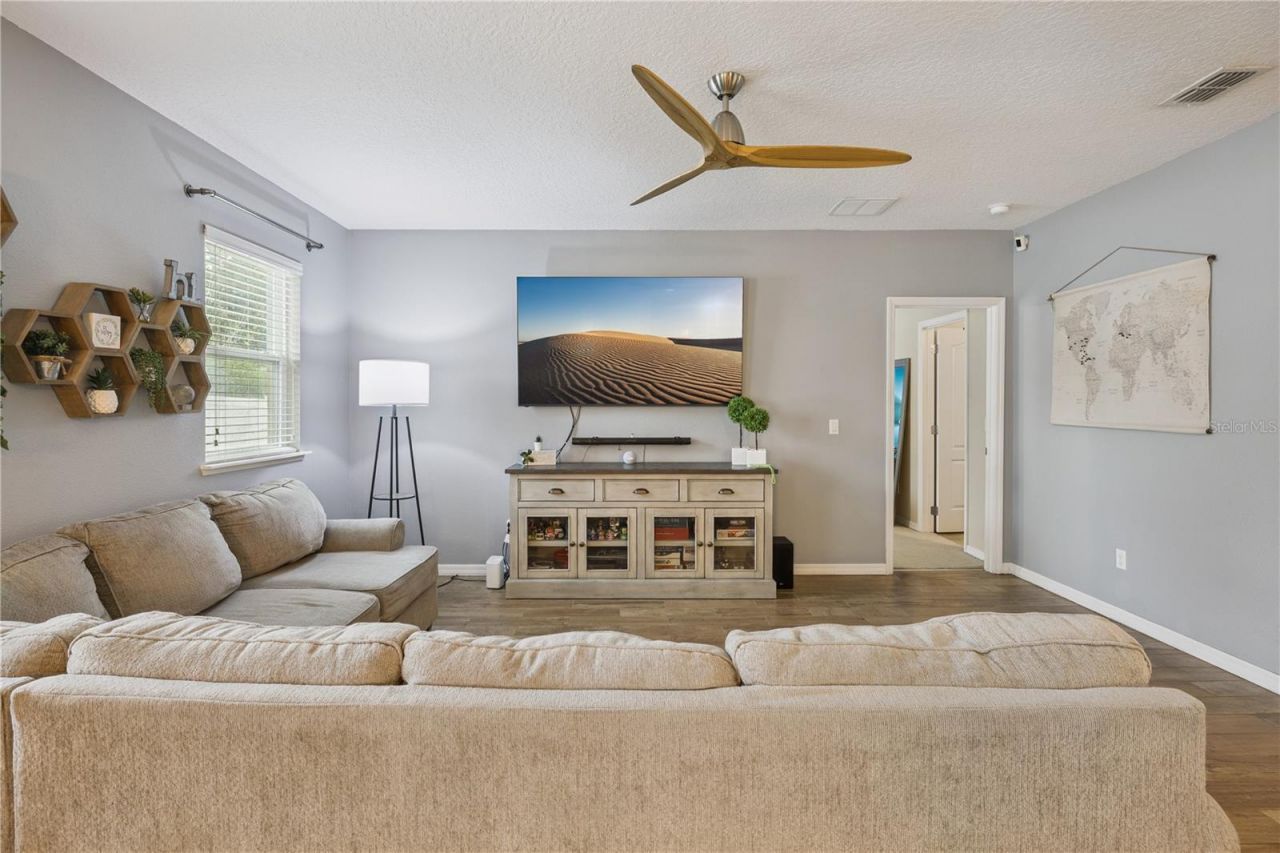2541 Martins Run , Tavares, FL 32778 Photo