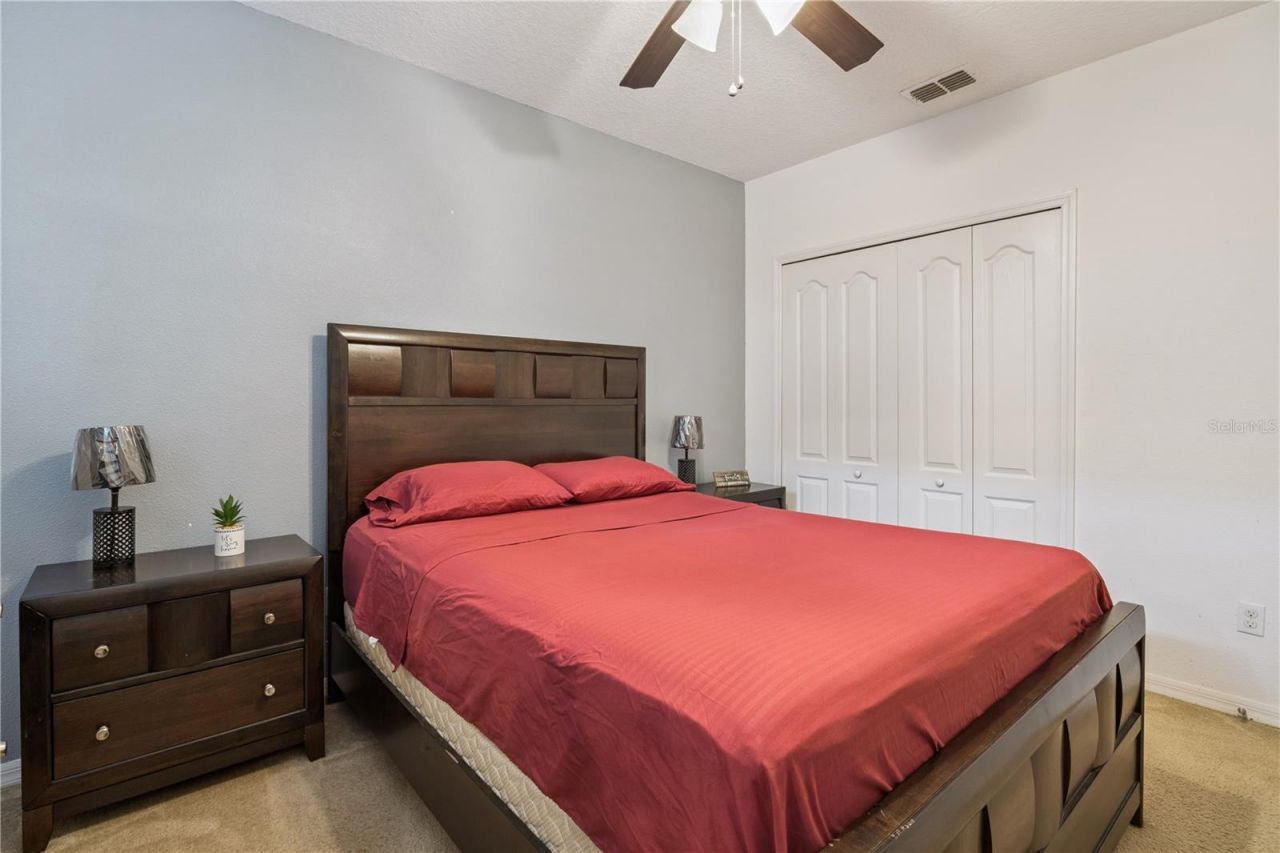 2541 Martins Run , Tavares, FL 32778 Photo