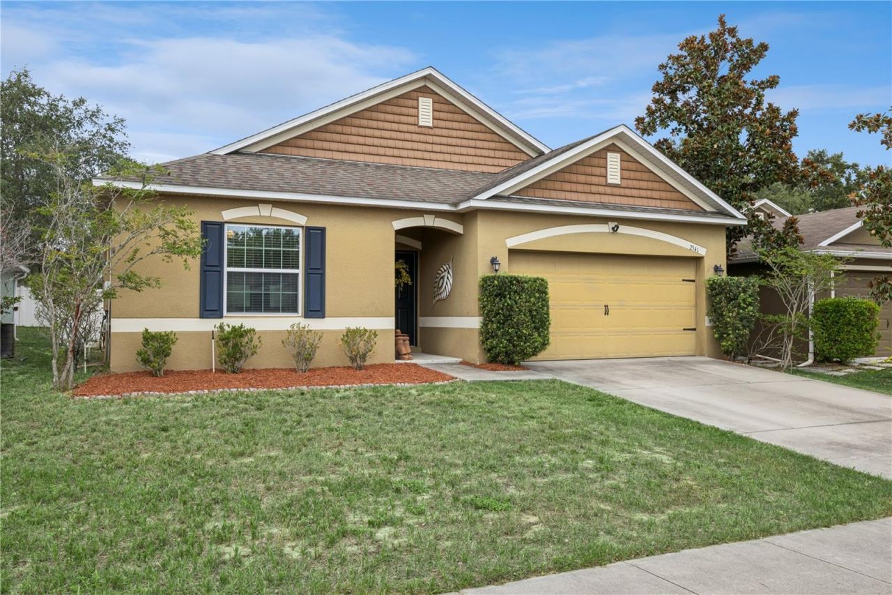 2541 Martins Run , Tavares, FL 32778 Photo