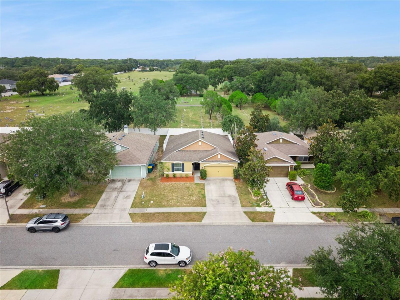 2541 Martins Run , Tavares, FL 32778 Photo