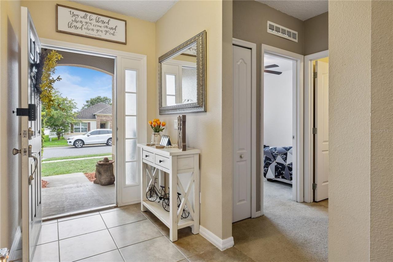 2541 Martins Run , Tavares, FL 32778 Photo