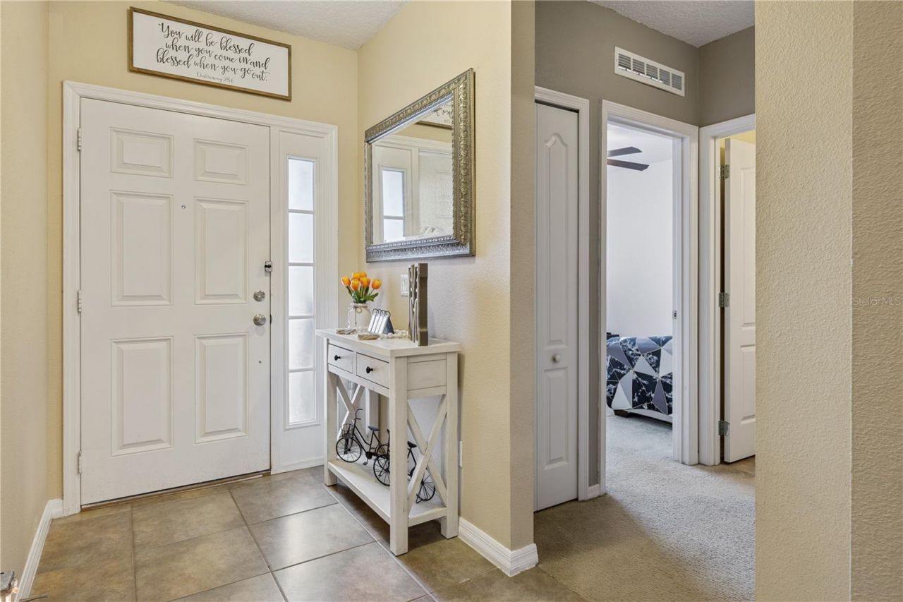 2541 Martins Run , Tavares, FL 32778 Photo