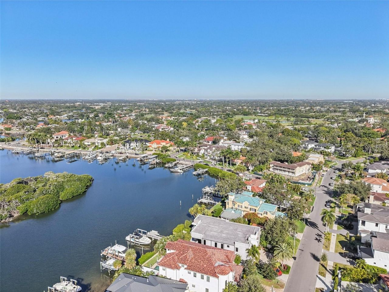 126 Ricardo Way Ne, Saint Petersburg, FL 33704 Photo