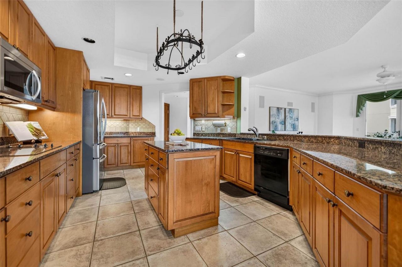 555 5th Avenue Ne, Unit 521, Saint Petersburg, FL 33701 Photo