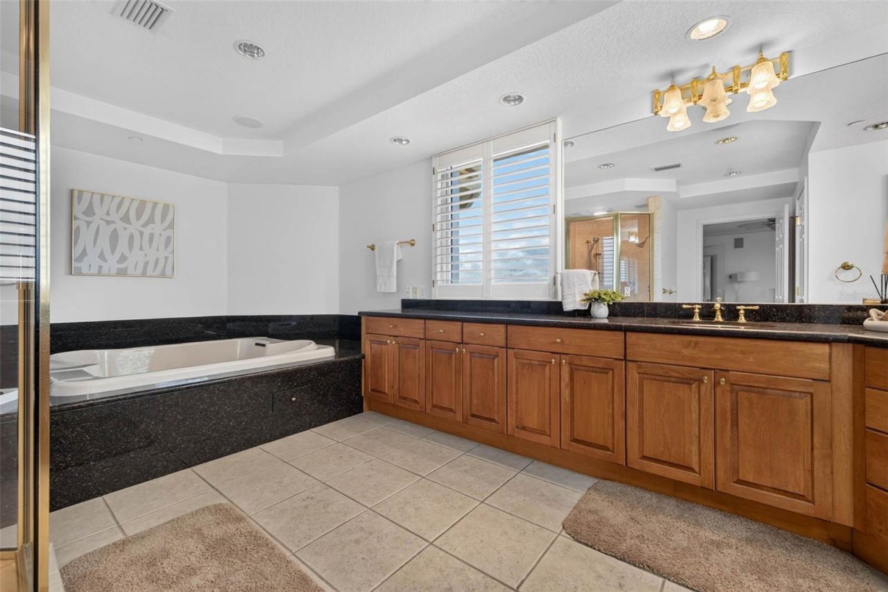 555 5th Avenue Ne, Unit 521, Saint Petersburg, FL 33701 Photo