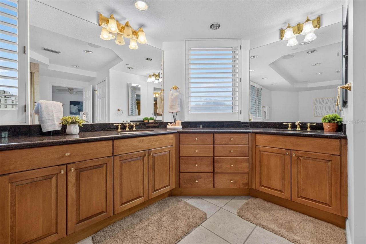 555 5th Avenue Ne, Unit 521, Saint Petersburg, FL 33701 Photo