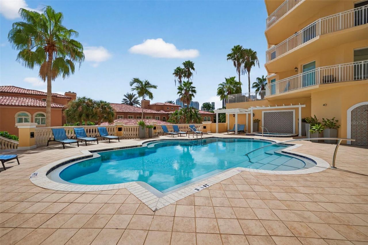 555 5th Avenue Ne, Unit 521, Saint Petersburg, FL 33701 Photo