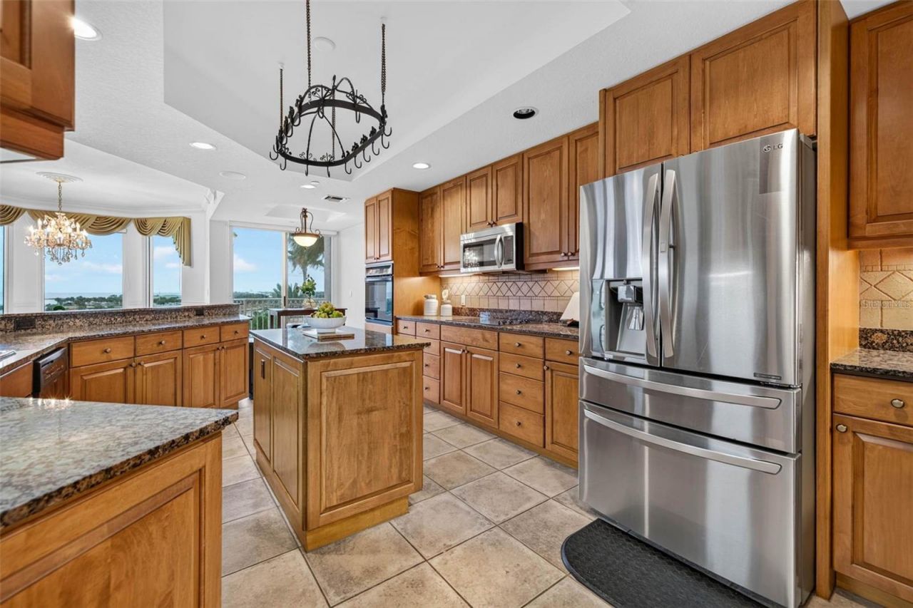 555 5th Avenue Ne, Unit 521, Saint Petersburg, FL 33701 Photo