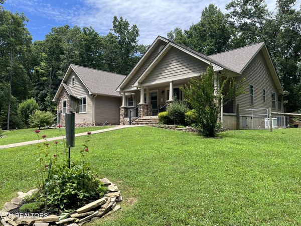 104 Bottom Drive, Monterey, TN 38574