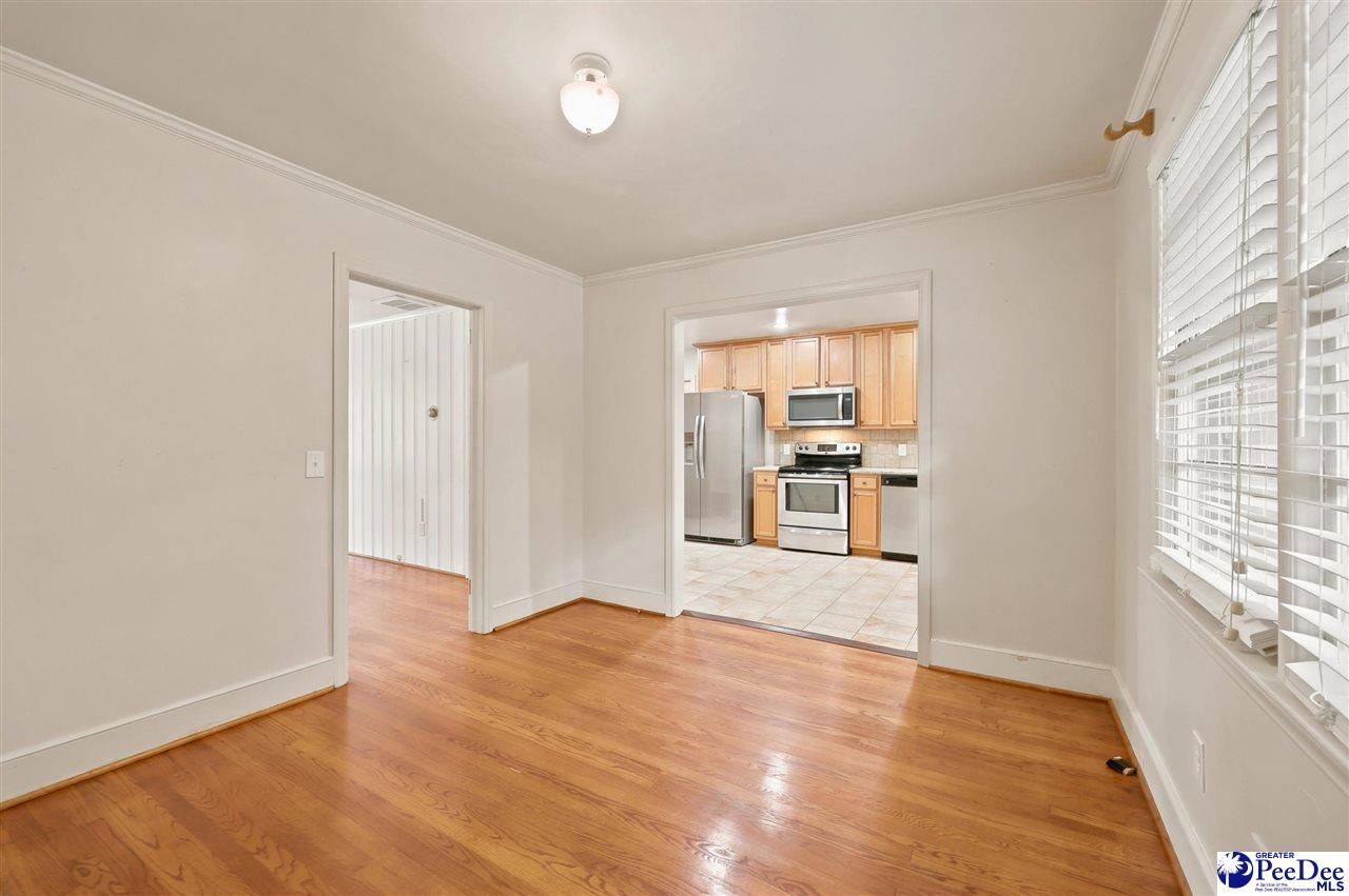 1327 Wisteria Drive Photo 17