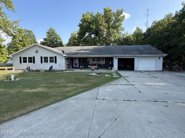 17762 State Route 18 , Defiance, OH 43512