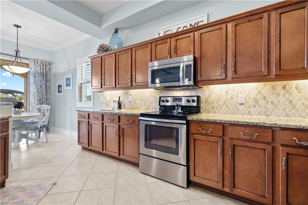 198 Shadroe Cove Cir, Unit 502, Cape Coral, FL 33991 Photo