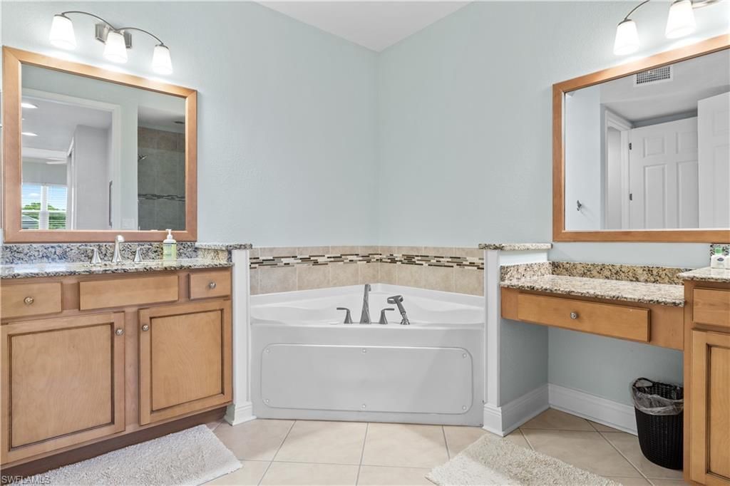 198 Shadroe Cove Cir, Unit 502, Cape Coral, FL 33991 Photo